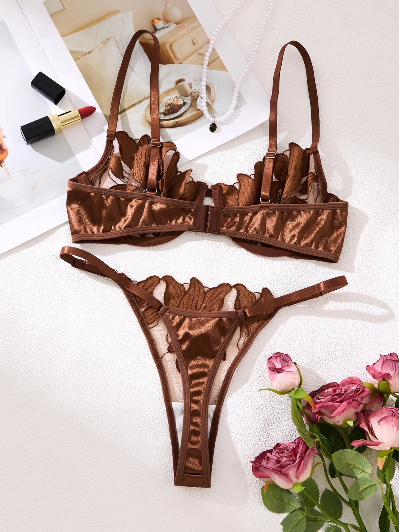 Coffee-colored embroidered print pajama set - A set featuring a floral design suitable for women, a sexy bra ZA824031