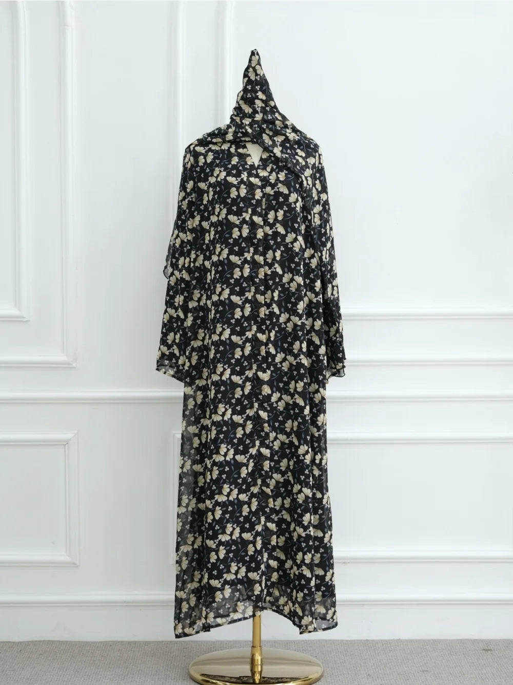 عباية فلورا الناعمة     Floral Luxury Abaya