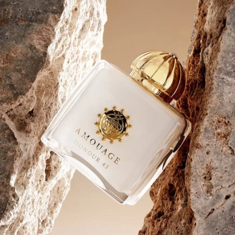 Amouage Epic — Long-Lasting Oriental Spicy Floral Parfum for Women