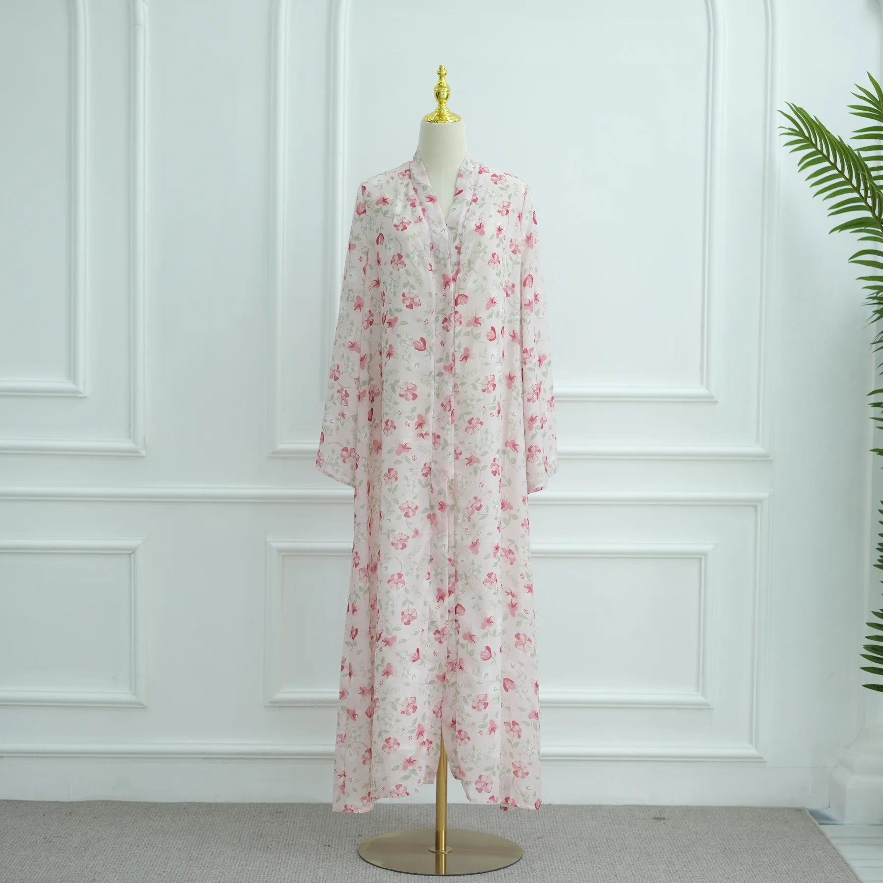 عباية فلورا الناعمة     Floral Luxury Abaya