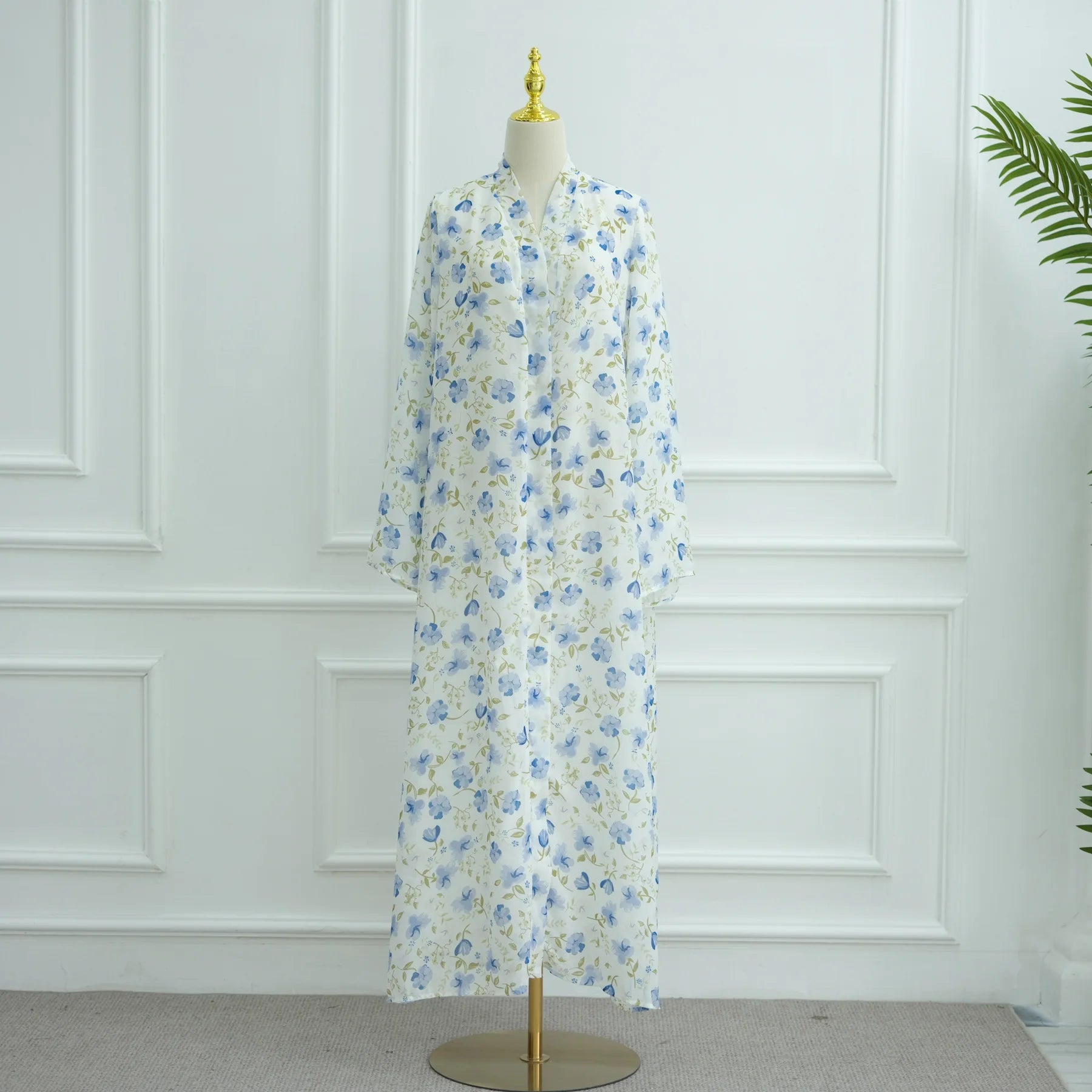 عباية فلورا الناعمة     Floral Luxury Abaya